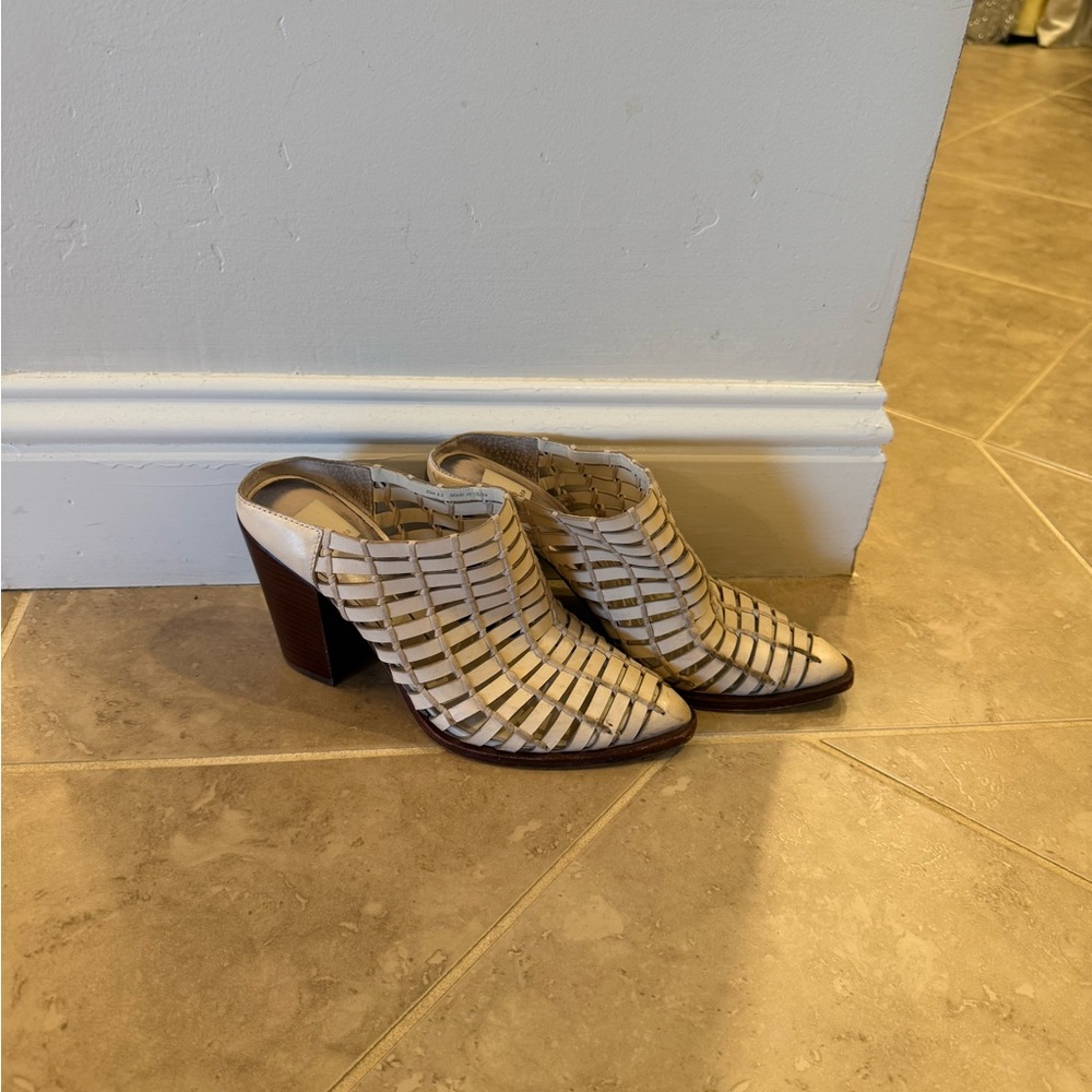 Women's White Woven Block Heel Mules